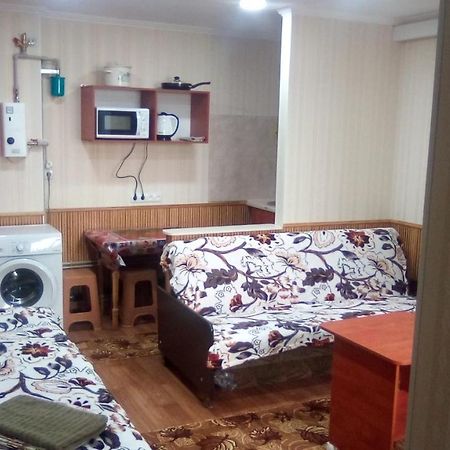 1-Я Слободская, 17А, Угол Проспекта Центрального, 3 Дивана, Wi-Fi, Отдельный Вход. Mîkolaiiv Exterior foto