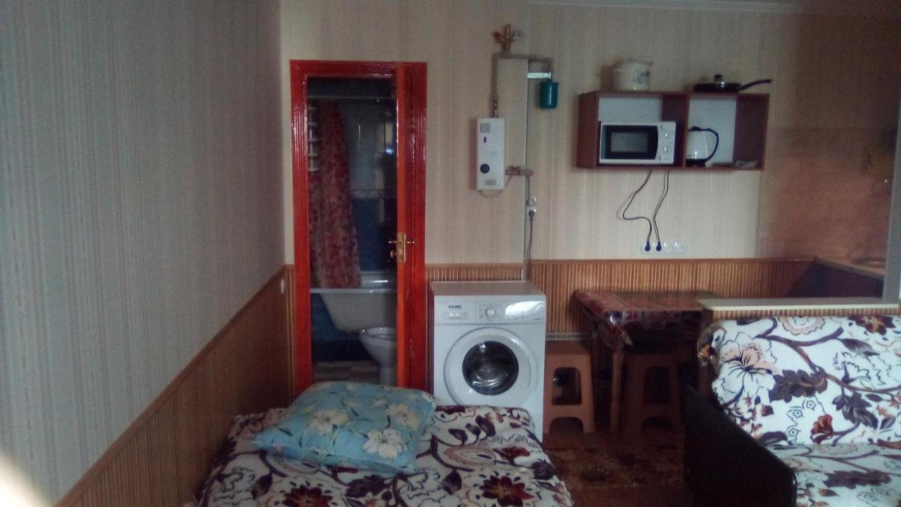 1-Я Слободская, 17А, Угол Проспекта Центрального, 3 Дивана, Wi-Fi, Отдельный Вход. Mîkolaiiv Exterior foto