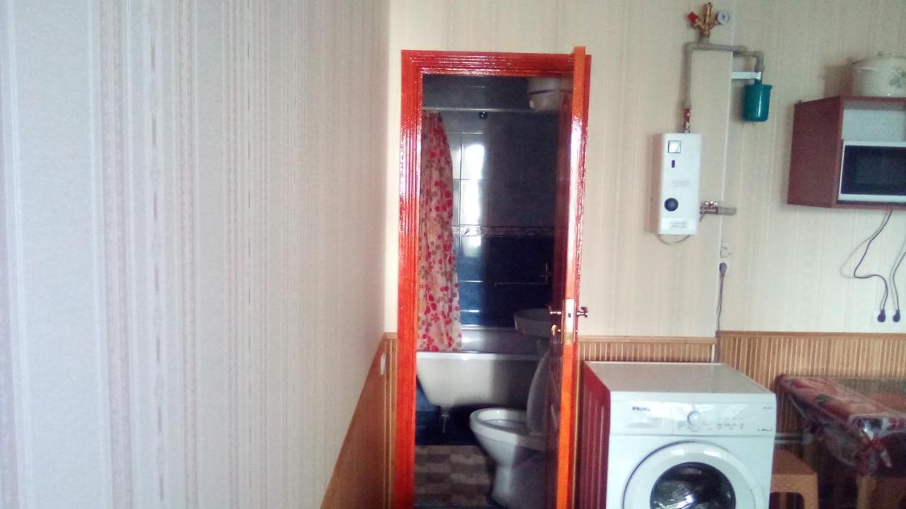 1-Я Слободская, 17А, Угол Проспекта Центрального, 3 Дивана, Wi-Fi, Отдельный Вход. Mîkolaiiv Exterior foto